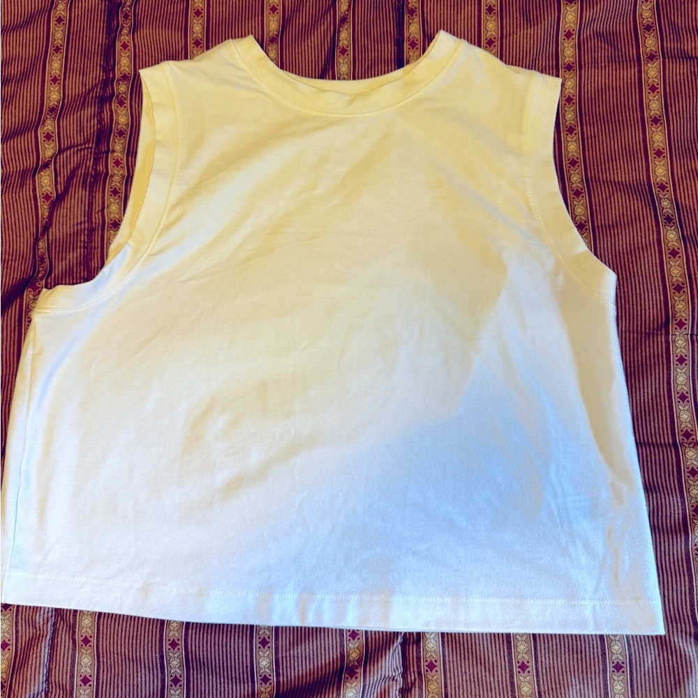 Women’s sleeveless white  tank crop Tee cotton/spandex blend sz ned